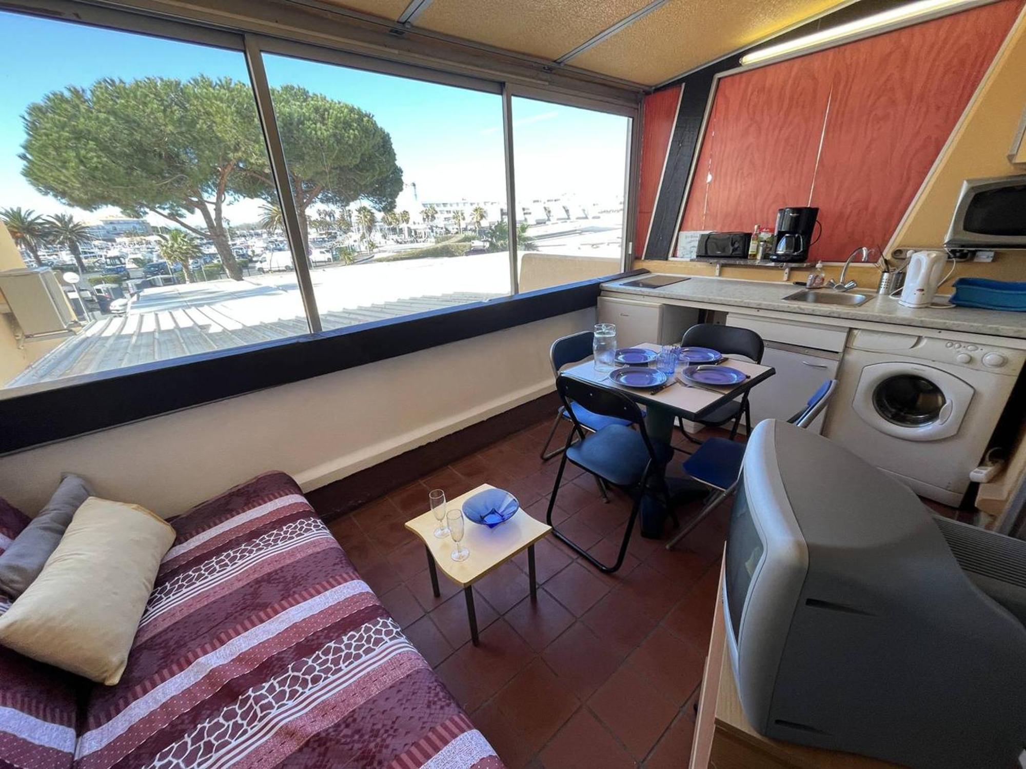 Апартаменты Studio Naturiste Avec Parking Au Cap D'Agde, Proche Plage - Fr-1-249A-15 Экстерьер фото