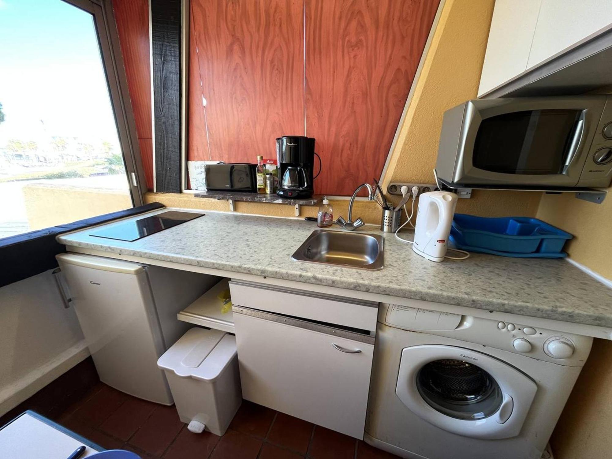 Апартаменты Studio Naturiste Avec Parking Au Cap D'Agde, Proche Plage - Fr-1-249A-15 Экстерьер фото