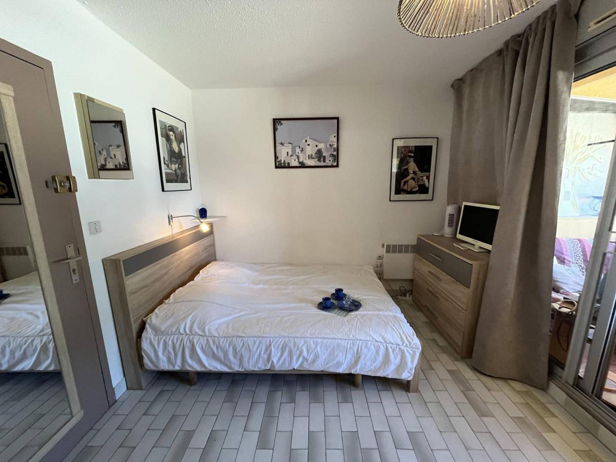Апартаменты Studio Naturiste Avec Parking Au Cap D'Agde, Proche Plage - Fr-1-249A-15 Экстерьер фото
